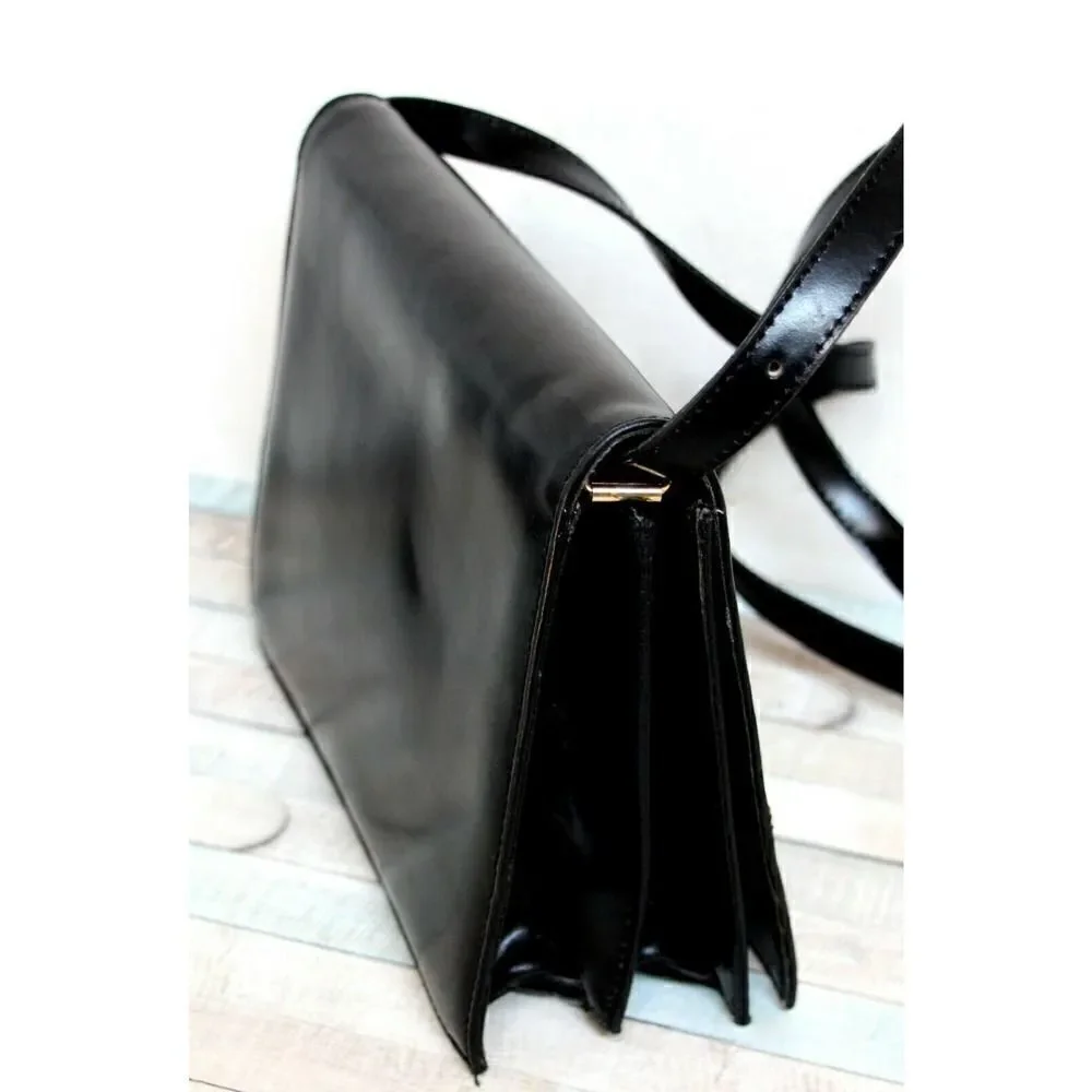 CRISTIAN Italy BLACK SMOOTH GENUINE LEATHER FLAP SHOULDER BAG CROSSBODY CLUTCH